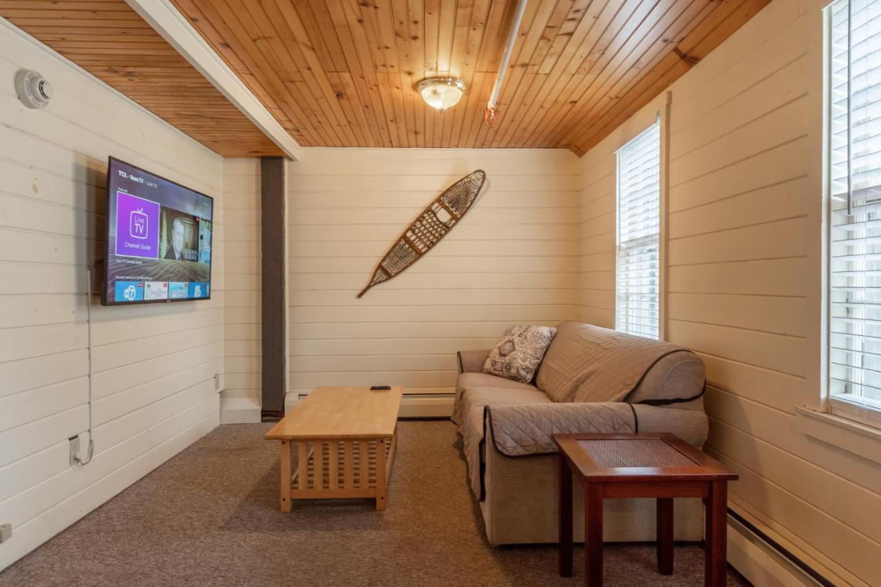 Cranmore Mountain Lodge Bed & Breakfast نورث كونويه الغرفة الصورة